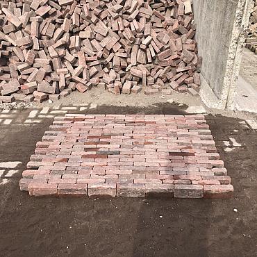 V18, Oude Gebakken Klinkers, Waalformaat, Rood-Genuanceerd