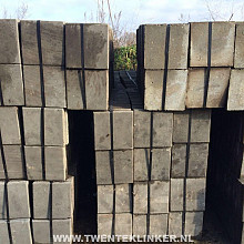 Gebruikte betontegels, 30x30cm, 4,5cm dik